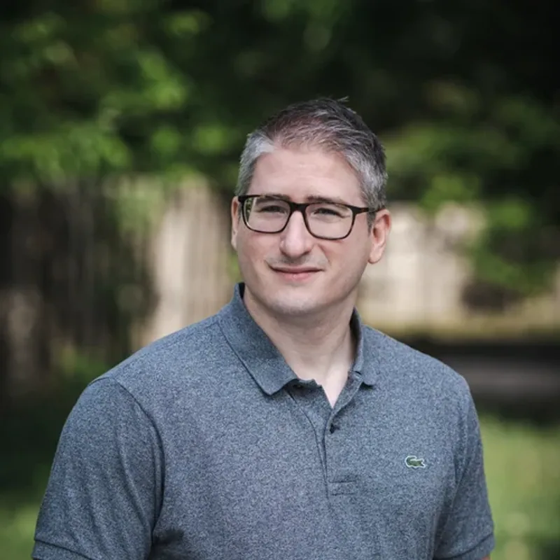 Mario Poirier — Technicien comptable / Coordonnateur administratif